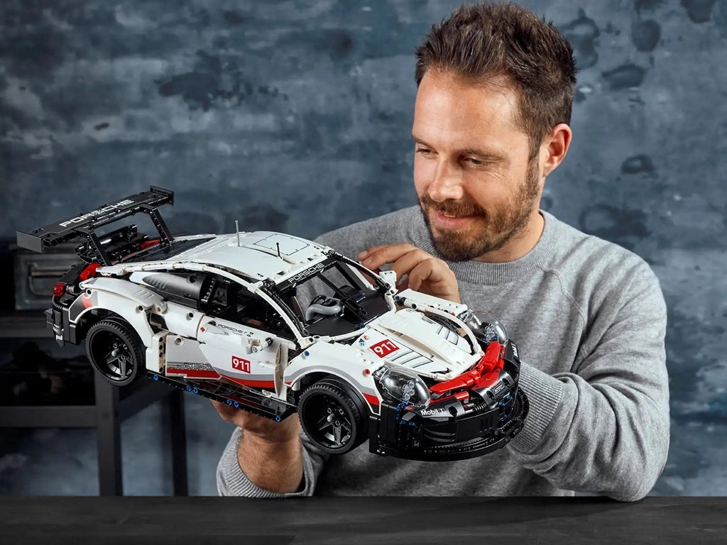 Porsche 911 RSR (1580 pcs)
