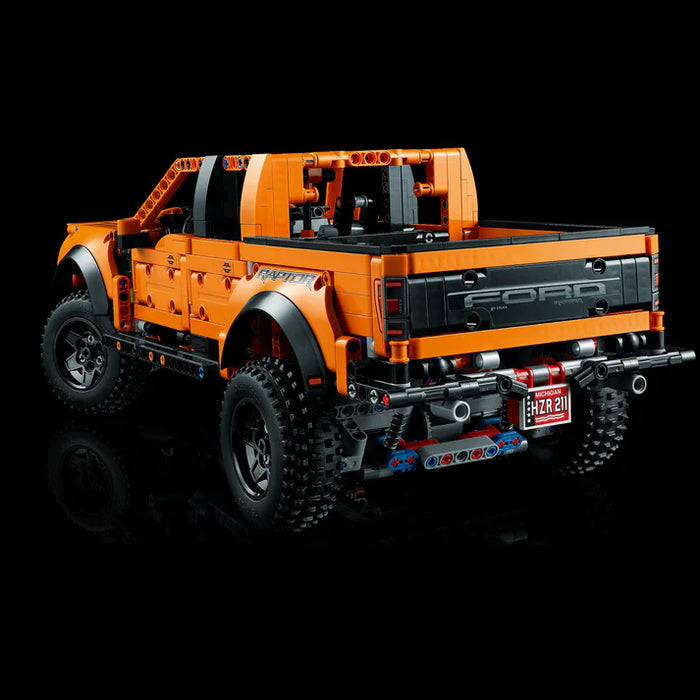 Ford F-150 Raptor (1379 pcs)