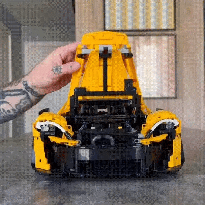 McLaren P1 (3893 pcs)