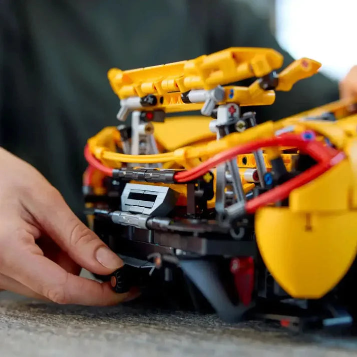 McLaren P1 (3893 pcs)